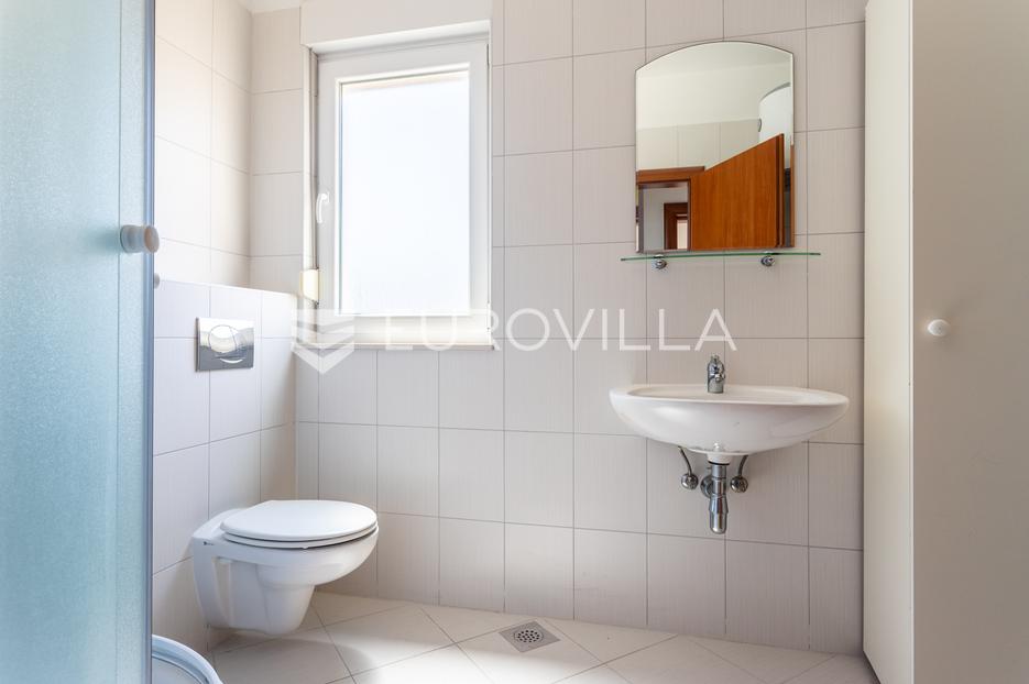 Flat For sale - Splitsko-dalmatinska Marina