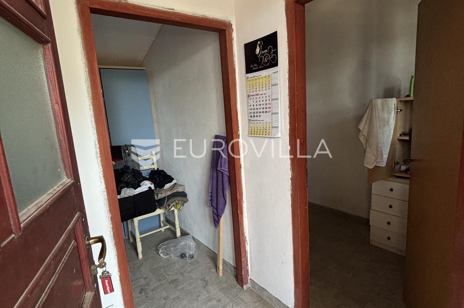 Komerčné Na predaj -  Svetvinčenat