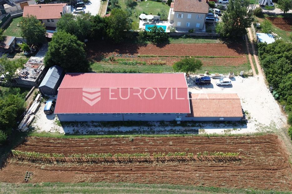 Komerčné Na predaj -  Svetvinčenat