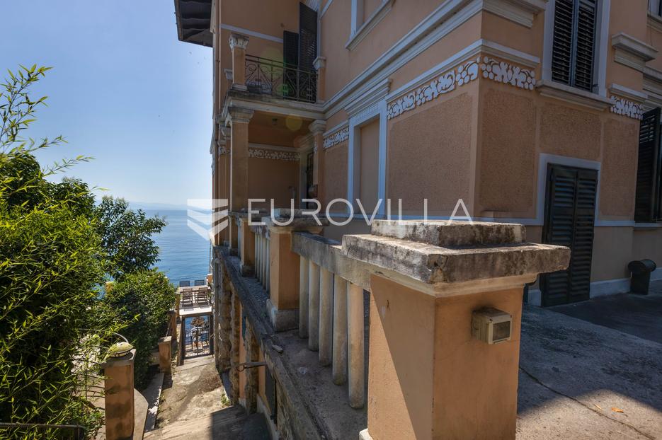 Appartamento In vendita -  Opatija - Okolica
