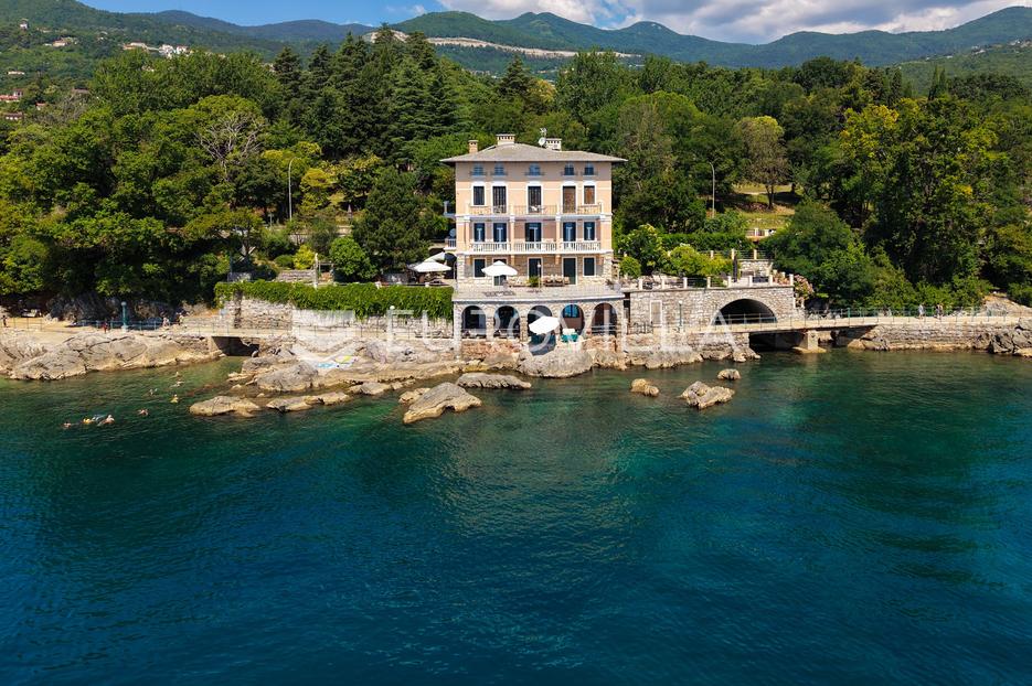 Appartamento In vendita -  Opatija - Okolica
