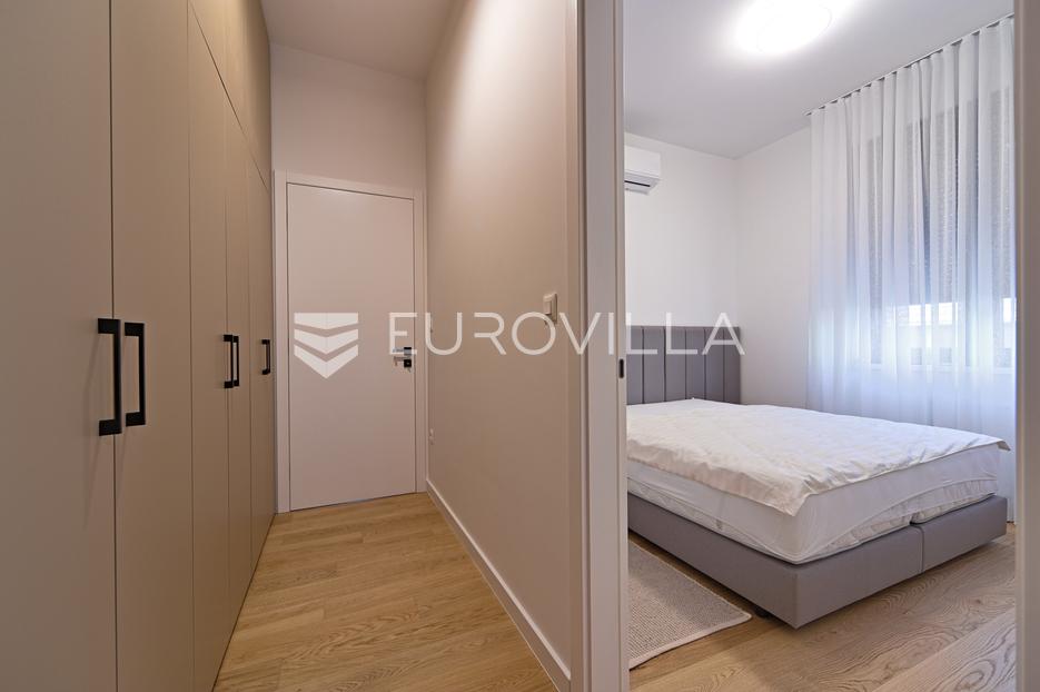 Appartamento In vendita -  Osijek