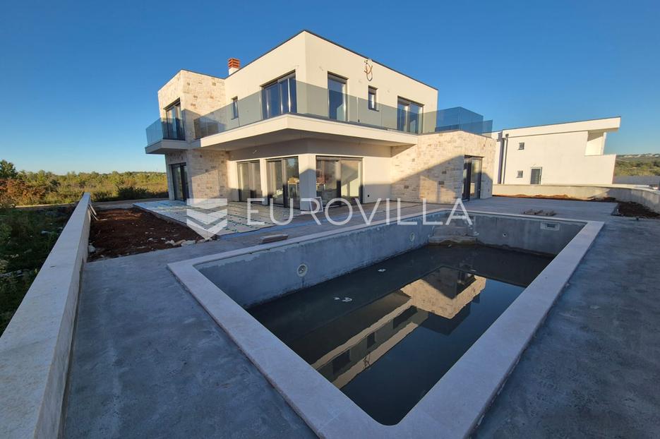 Maison À vendre - Istarska Tar-vabriga - foto 1/32