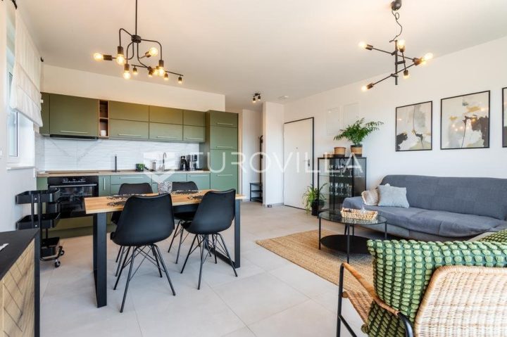 Stan na prodaju 67 m² – Seget Donji
