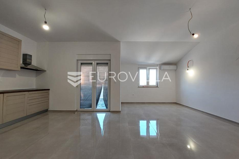 House For sale -  Ližnjan