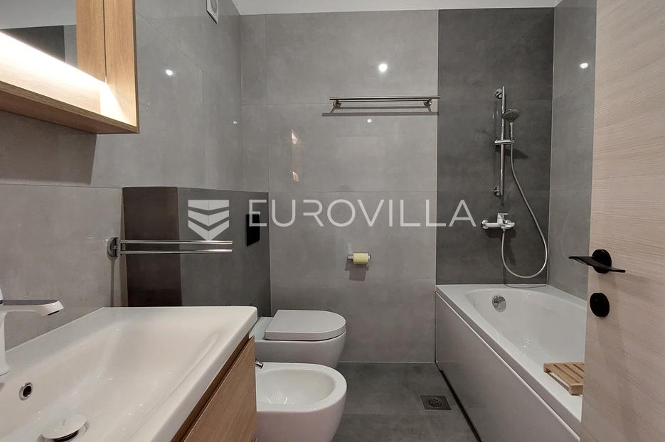 House For sale -  Ližnjan