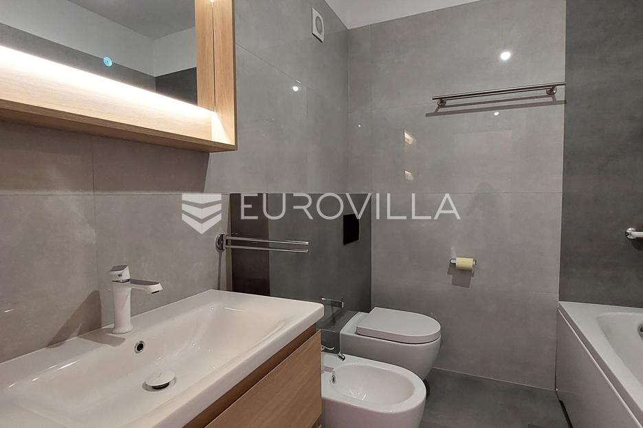 House For sale -  Ližnjan