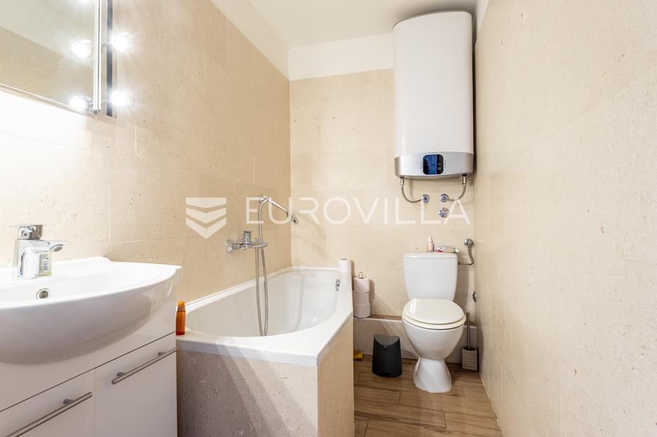 Apartment Zu verkaufen -  Split