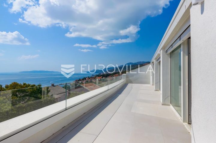 Apartmán na predaj 126 m² – Volosko