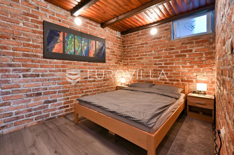 Dom Na sprzedaż -  Veliko Trgovišće