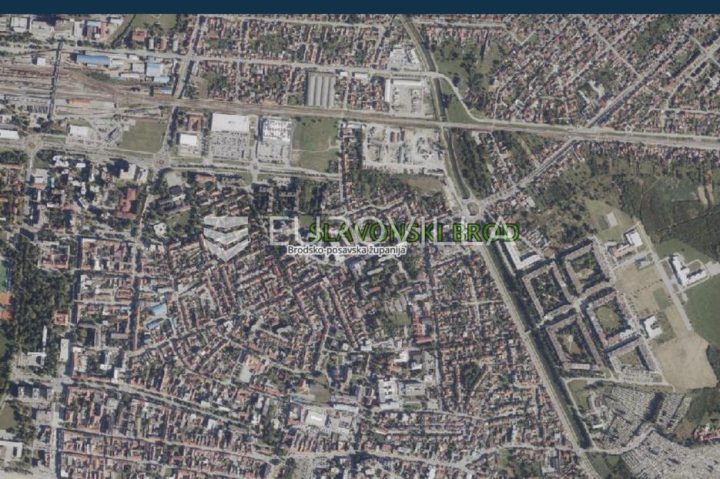 Terreno in vendita 720 m² – Mali Pariz