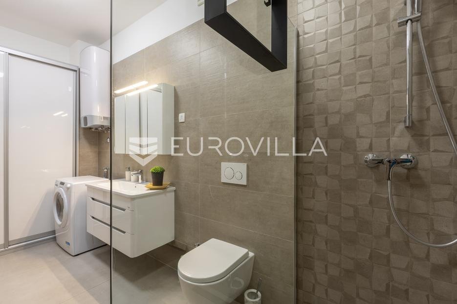 Flat For rent - Istarska Pula
