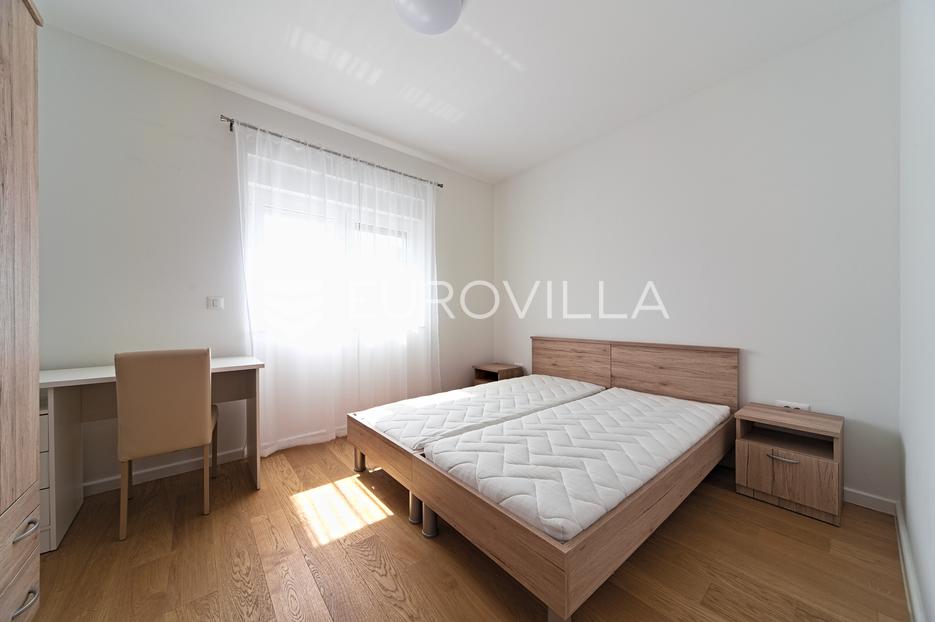 Apartma Na predaj -  Osijek