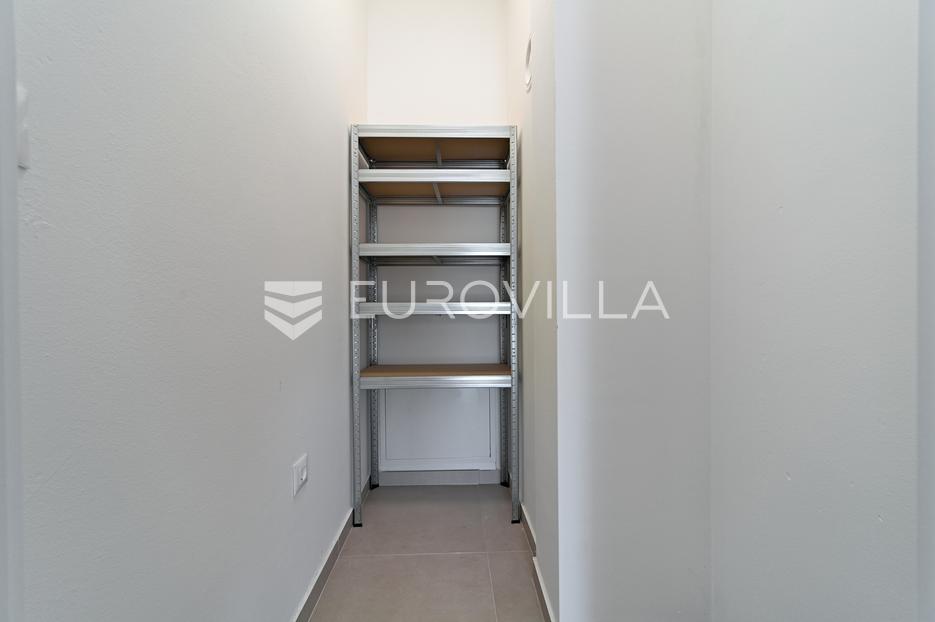 Apartma Na predaj -  Osijek