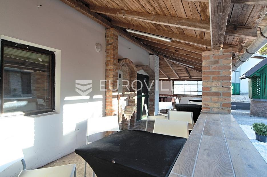 Locaux commerciaux À vendre - Osječko-baranjska Draž
