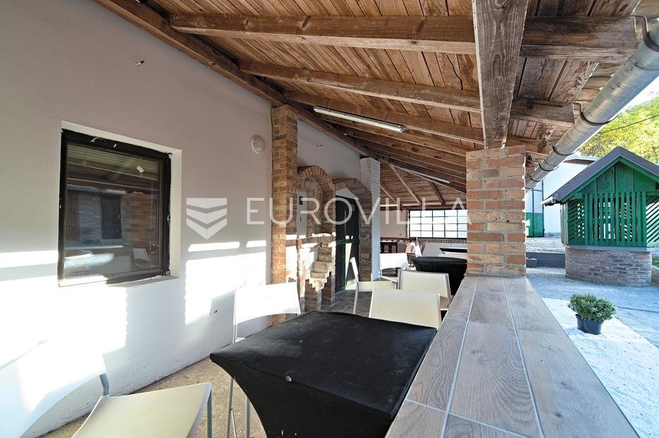 Locaux commerciaux À vendre - Osječko-baranjska Draž