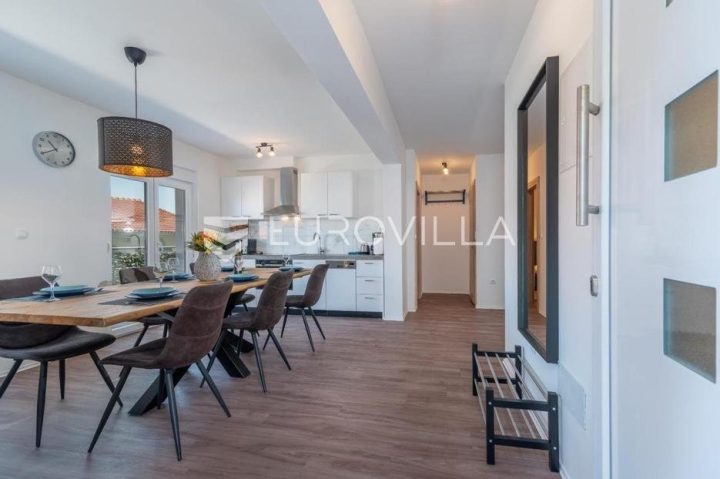 Apartment zu vermieten 68 m² – Mastrinka
