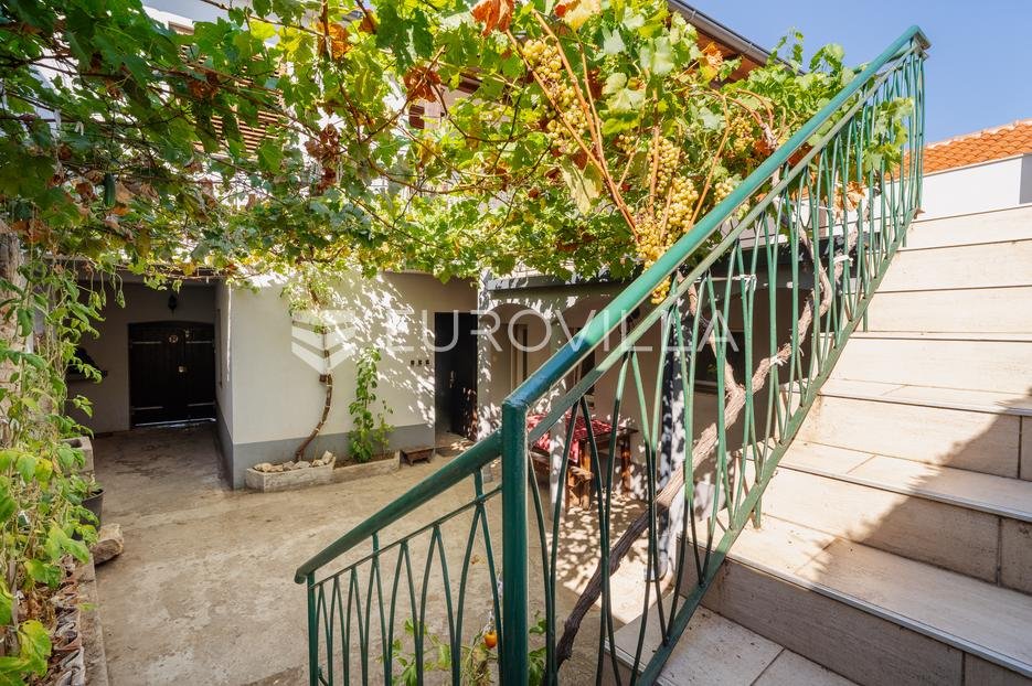 Casa In vendita - Zadarska Nin