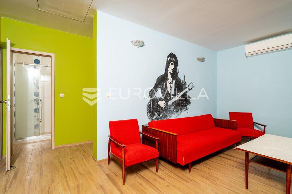 Casa In vendita - Zadarska Nin