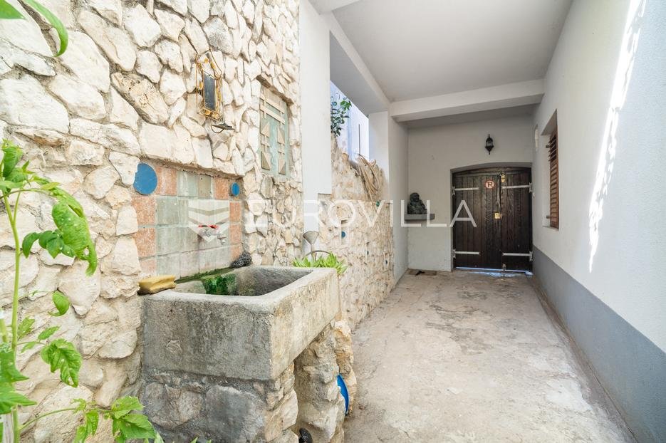 Casa In vendita - Zadarska Nin