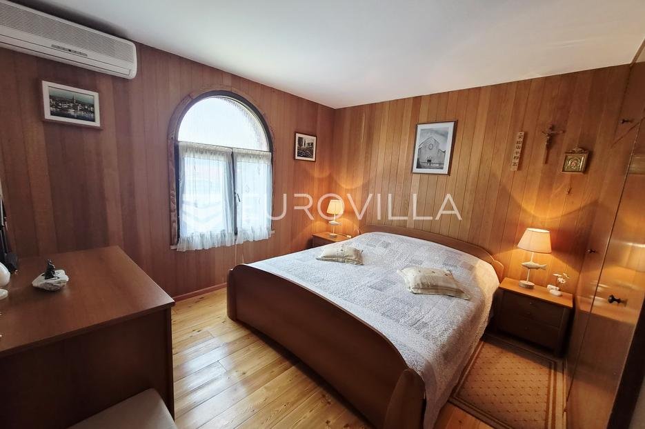 Dom Na predaj - Splitsko-dalmatinska Supetar
