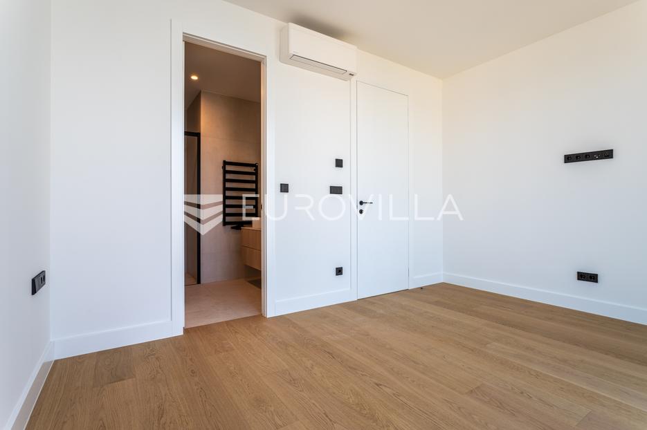 Apartment Zu verkaufen -  Sveti Filip I Jakov
