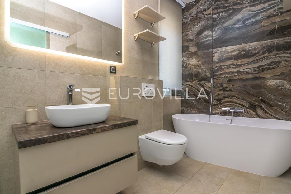 Appartement À vendre -  Maksimir