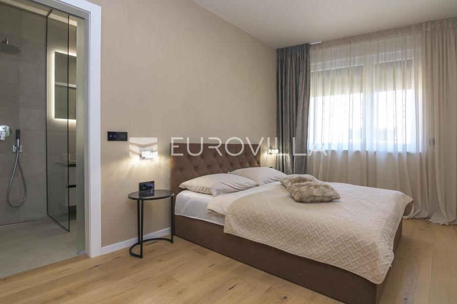 Appartement À vendre -  Maksimir
