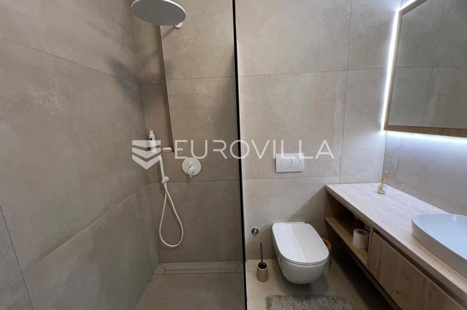 Flat For sale - Istarska Pula