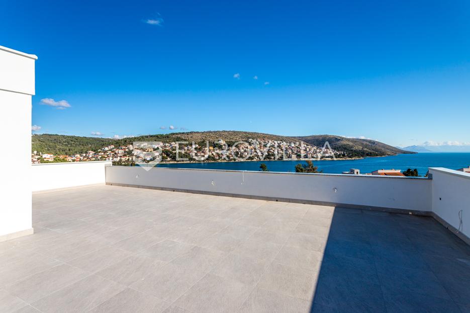 Mieszkanie Na sprzedaż -  Trogir