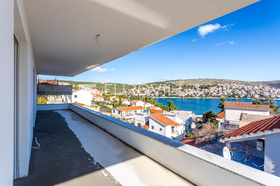 Mieszkanie Na sprzedaż -  Trogir