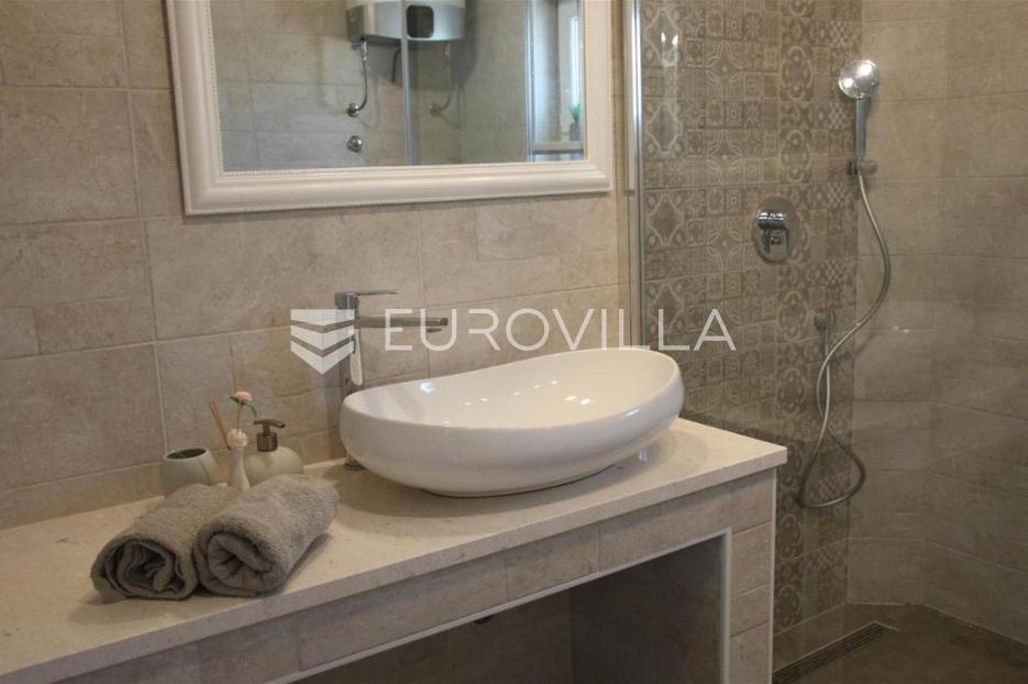 Flat For sale - Zadarska Obrovac