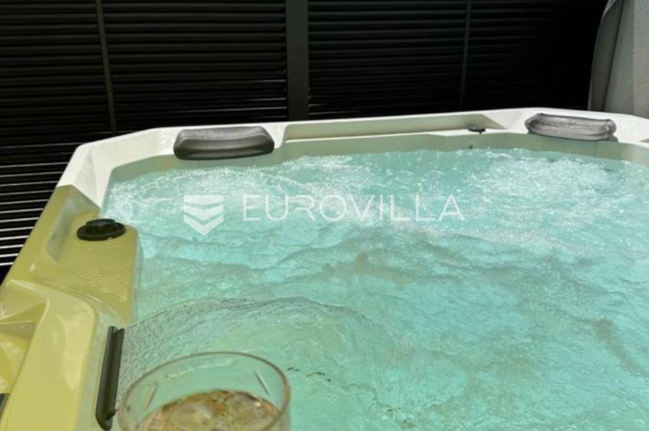 Flat For sale - Zadarska Obrovac