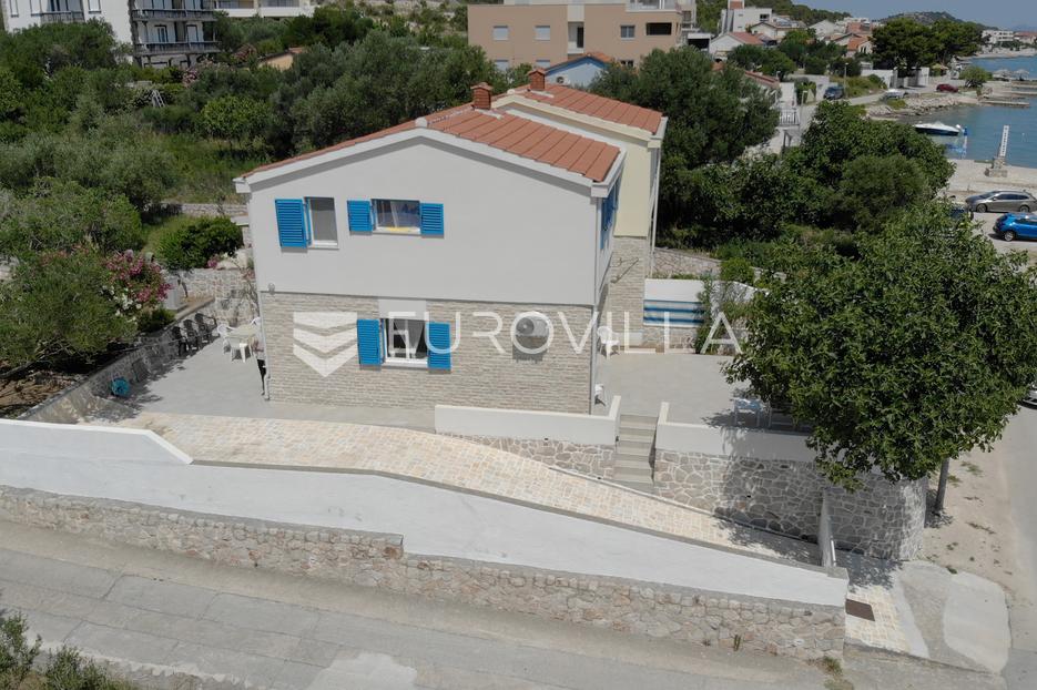 Maison À vendre -  Tisno