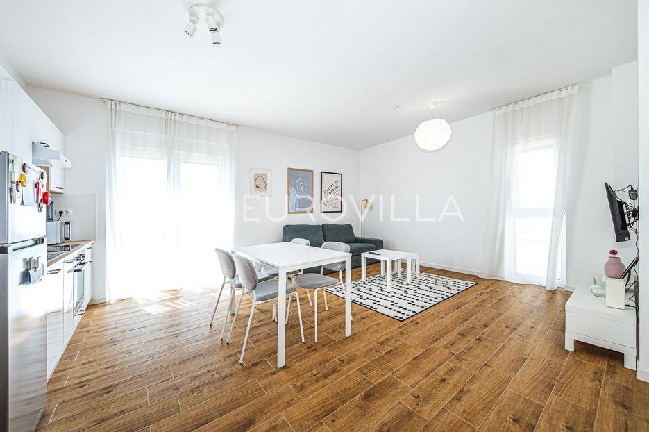 Appartement À vendre - Grad Zagreb Trnje - foto 2/6