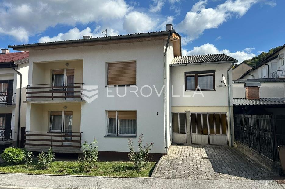 Casa In vendita - Požeško-slavonska Požega - foto 1/2