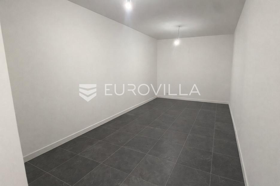 Kuća Na prodaju -  Šolta