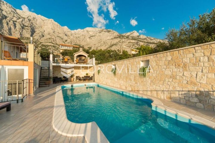 House for sale 260 m² – Veliko Brdo