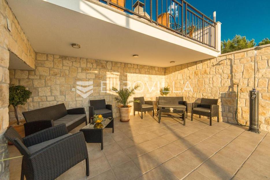 Kuća Na prodaju -  Makarska