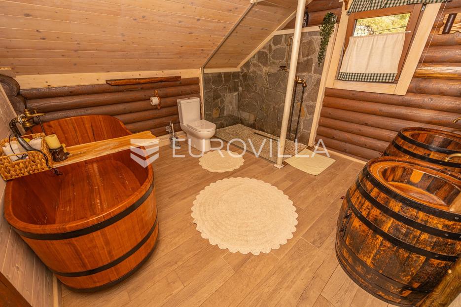 Haus Zu verkaufen - Primorsko-goranska Fužine