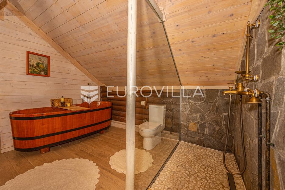 Haus Zu verkaufen - Primorsko-goranska Fužine