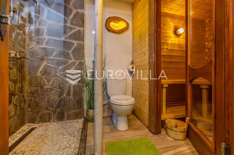 Haus Zu verkaufen - Primorsko-goranska Fužine