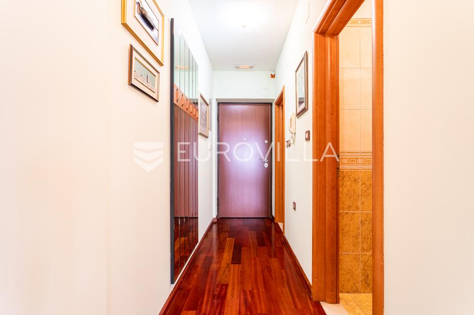 Apartment Zu verkaufen -  Split