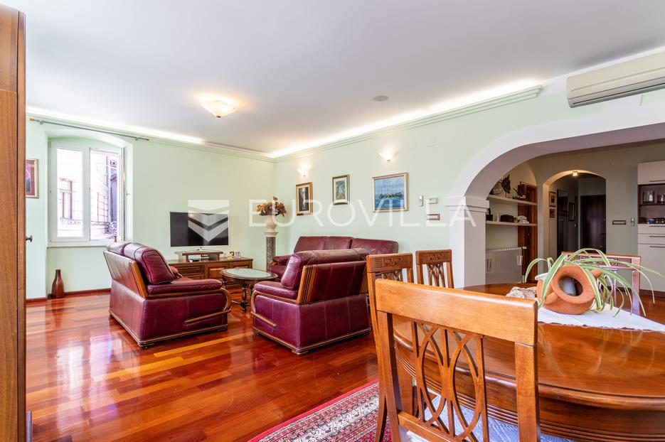Apartment Zu verkaufen -  Split