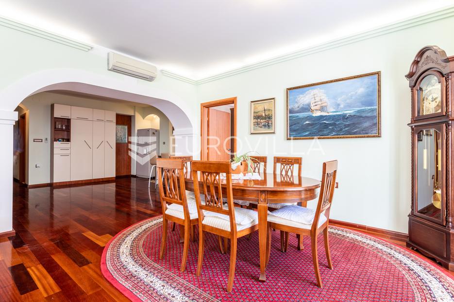 Apartment Zu verkaufen -  Split
