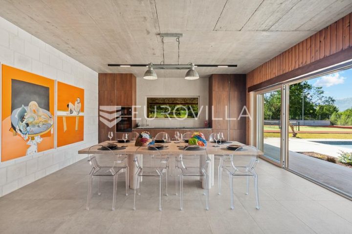 Casa in vendita 240 m² – Prisoje