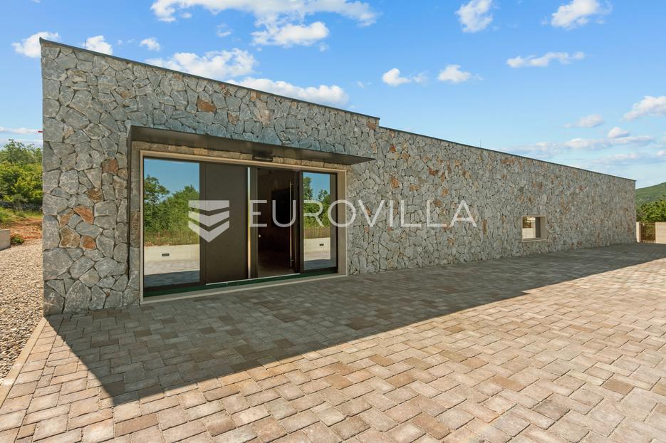 Casa In vendita - Splitsko-dalmatinska Dicmo