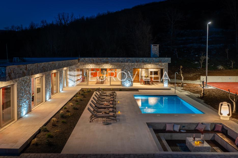 Casa In vendita - Splitsko-dalmatinska Dicmo