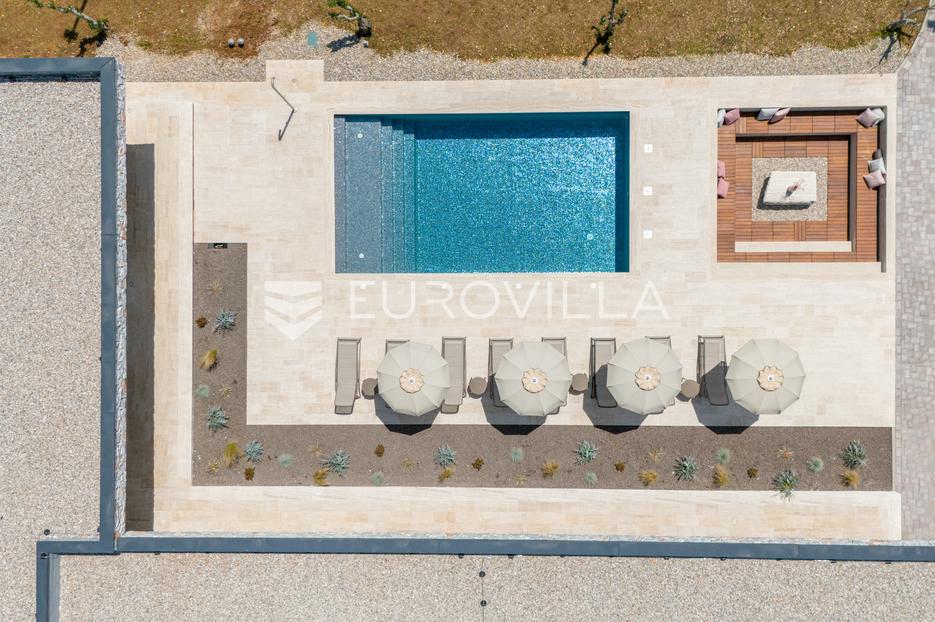 Casa In vendita - Splitsko-dalmatinska Dicmo