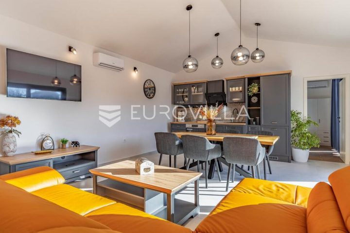 Casa in vendita 105 m² – Kavran